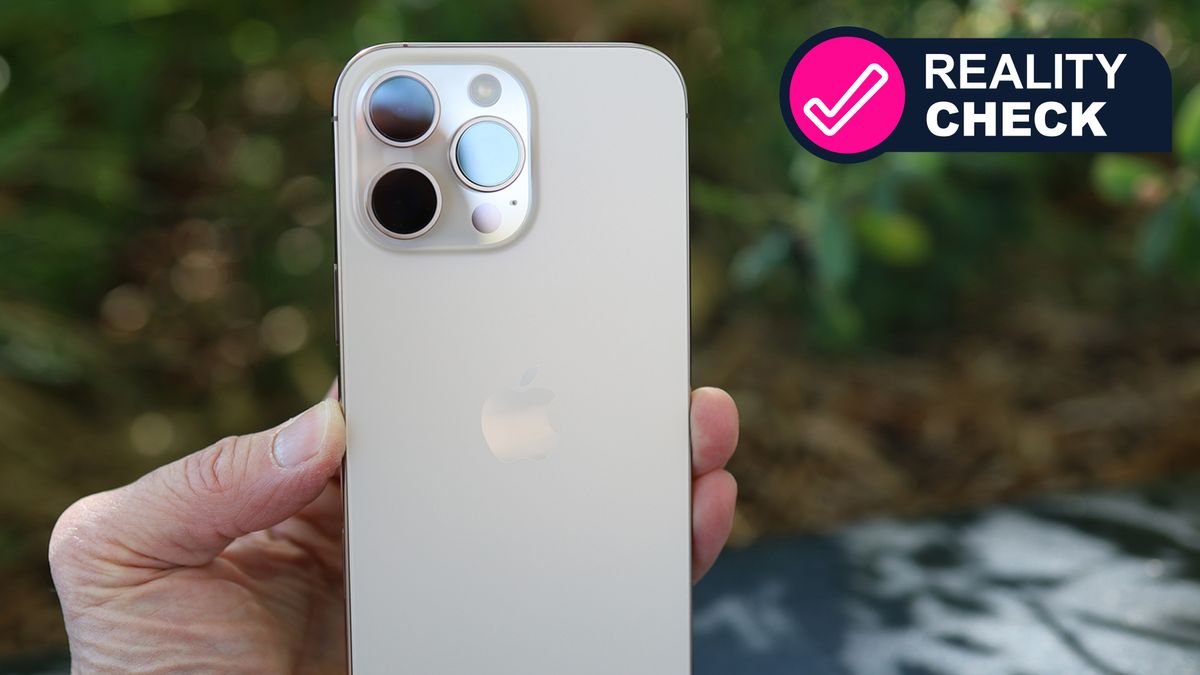 $2,300 IPhone Rumors: Unlikely, But Not Impossible, Say Analysts $2,300 IPhone Rumors: Unlikely, But Not Impossible, Say Analysts
