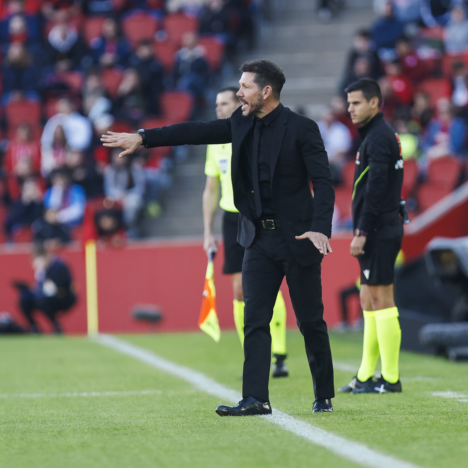 Alineaciones Oficiales: Girona - Atlético De Madrid Alineaciones Oficiales: Girona - Atlético De Madrid