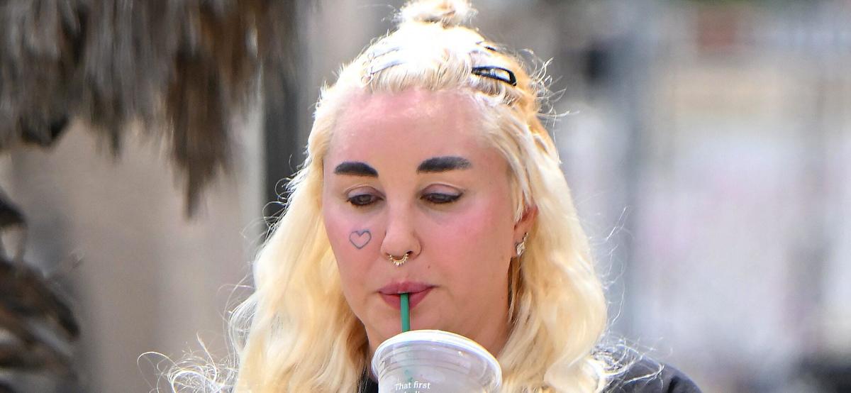 Amanda Bynes' OnlyFans Success Marked By Dramatic Hair And Tattoo Changes Amanda Bynes' OnlyFans Success Marked By Dramatic Hair And Tattoo Changes