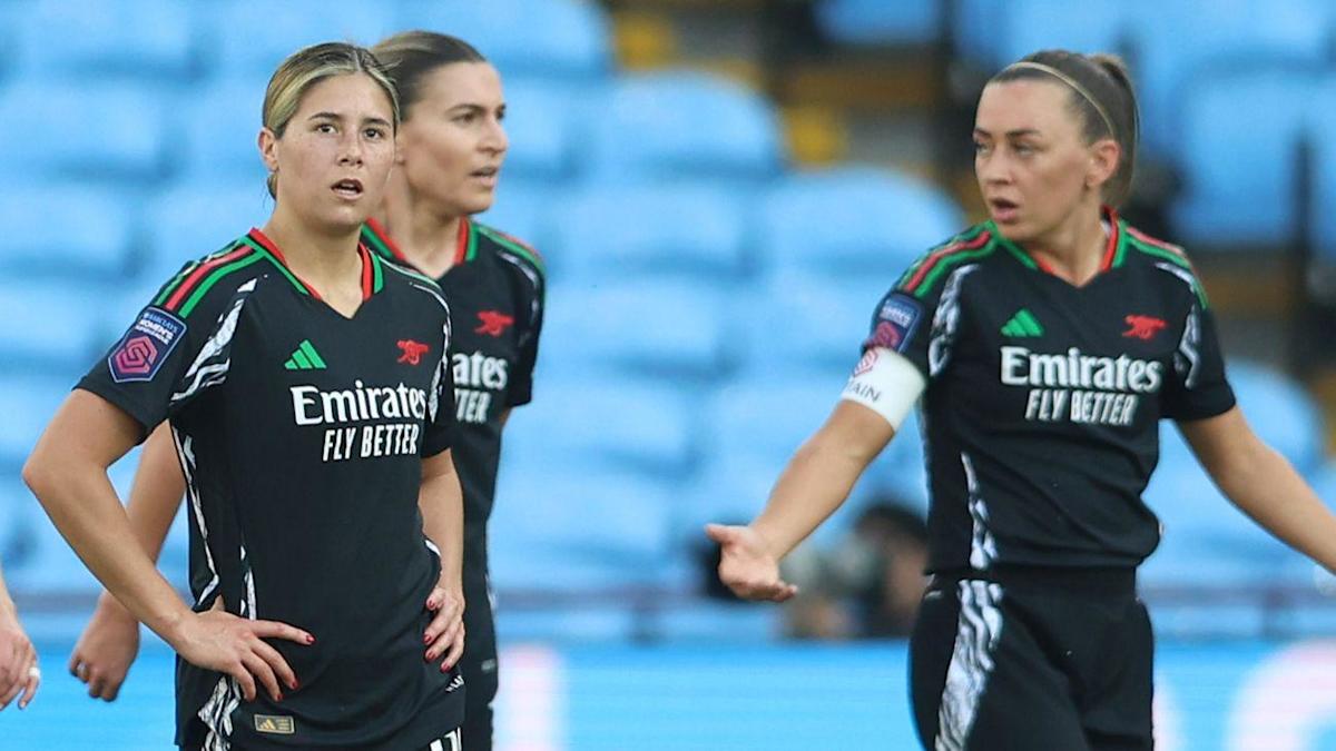 Arsenal Loss To Aston Villa Opens Door For Chelsea's WSL Championship Win Arsenal Loss To Aston Villa Opens Door For Chelsea's WSL Championship Win