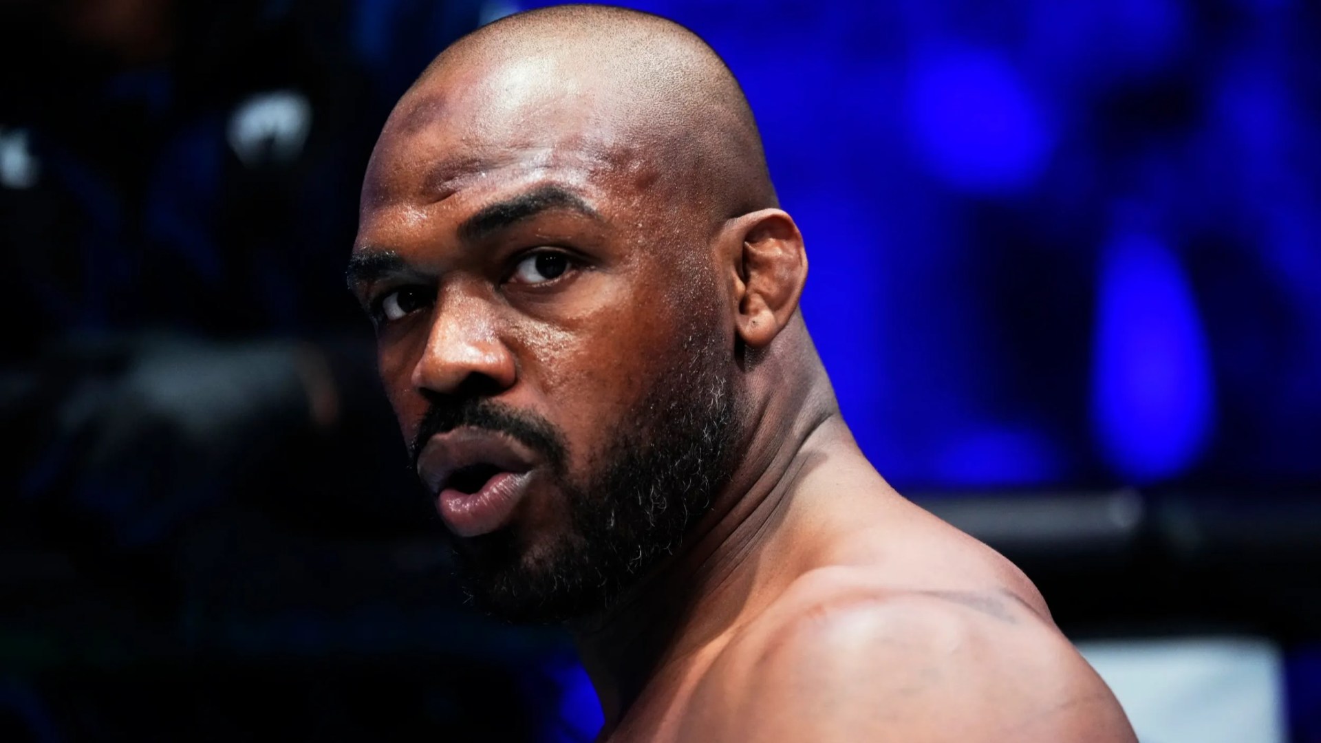Aspinall Vs. Jones: Joe Rogan Explains Jones' Path To Victory Aspinall Vs. Jones: Joe Rogan Explains Jones' Path To Victory