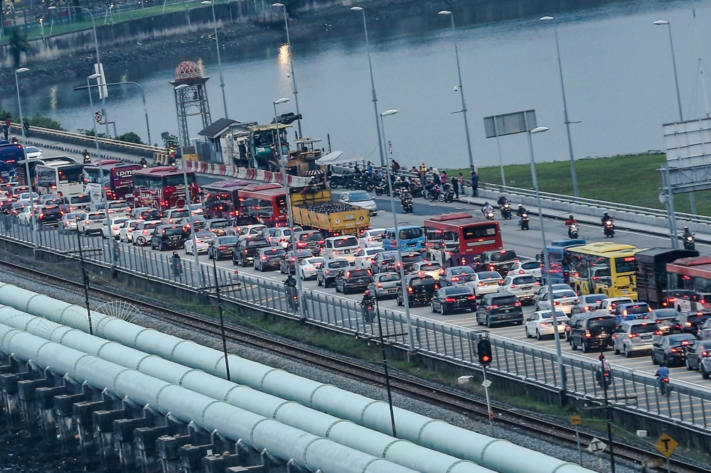 Avoid Singapore Border Gridlock: Tips For Your June Malaysia Trip Avoid Singapore Border Gridlock: Tips For Your June Malaysia Trip