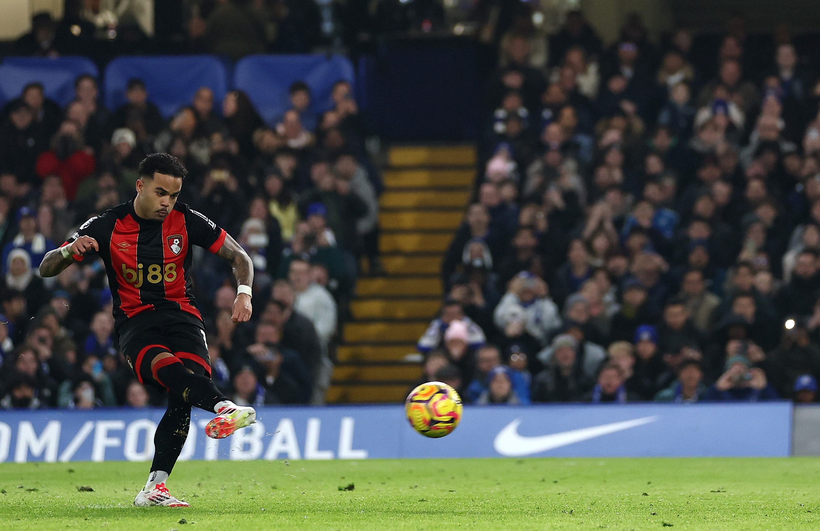 Bournemouth Vs Manchester United Live Stream: Premier League TV Guide & Online Options Bournemouth Vs Manchester United Live Stream: Premier League TV Guide & Online Options