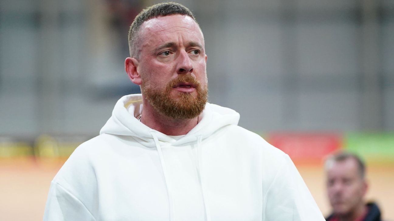 Bradley Wiggins Opens Up About Post-Cycling Cocaine Struggle Bradley Wiggins Opens Up About Post-Cycling Cocaine Struggle