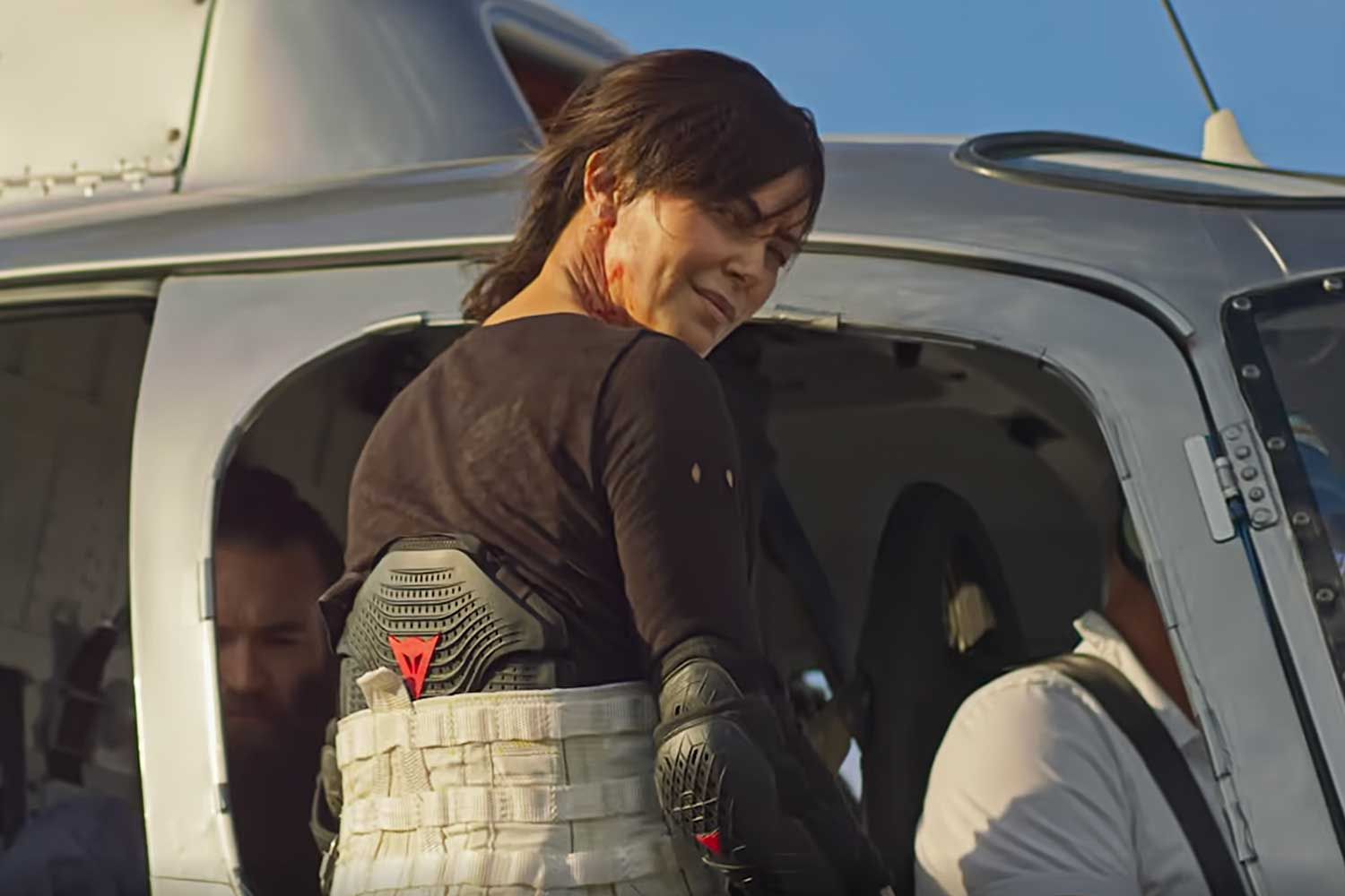 Charlize Theron And Uma Thurman Clash In 'The Old Guard 2' Trailer Charlize Theron And Uma Thurman Clash In 'The Old Guard 2' Trailer