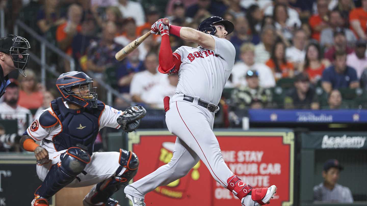 Controversial Trade Rumor: Red Sox And Astros Fans React With Fury Controversial Trade Rumor: Red Sox And Astros Fans React With Fury