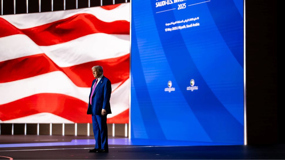 Curbing China's Chip Industry: White House Alters Export Control Strategy Curbing China's Chip Industry: White House Alters Export Control Strategy