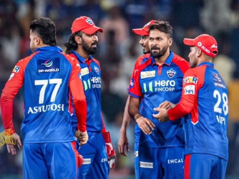 Delhi Capitals' Death Bowling Tactics Slammed By Former Cricketers Delhi Capitals' Death Bowling Tactics Slammed By Former Cricketers