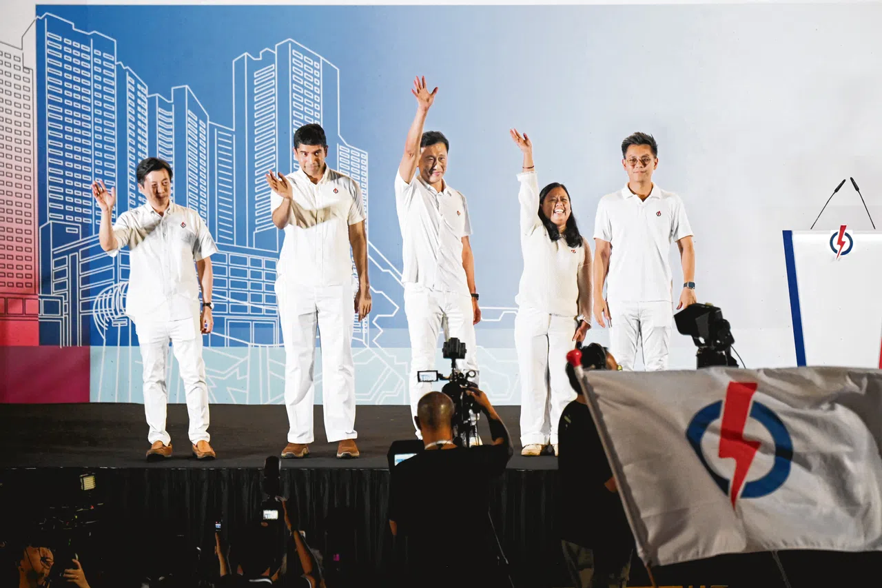 Despite Shared Dinner, Ong Ye Kung And Chee Hong Tat Claim Unfamiliarity With Su Haijin Despite Shared Dinner, Ong Ye Kung And Chee Hong Tat Claim Unfamiliarity With Su Haijin