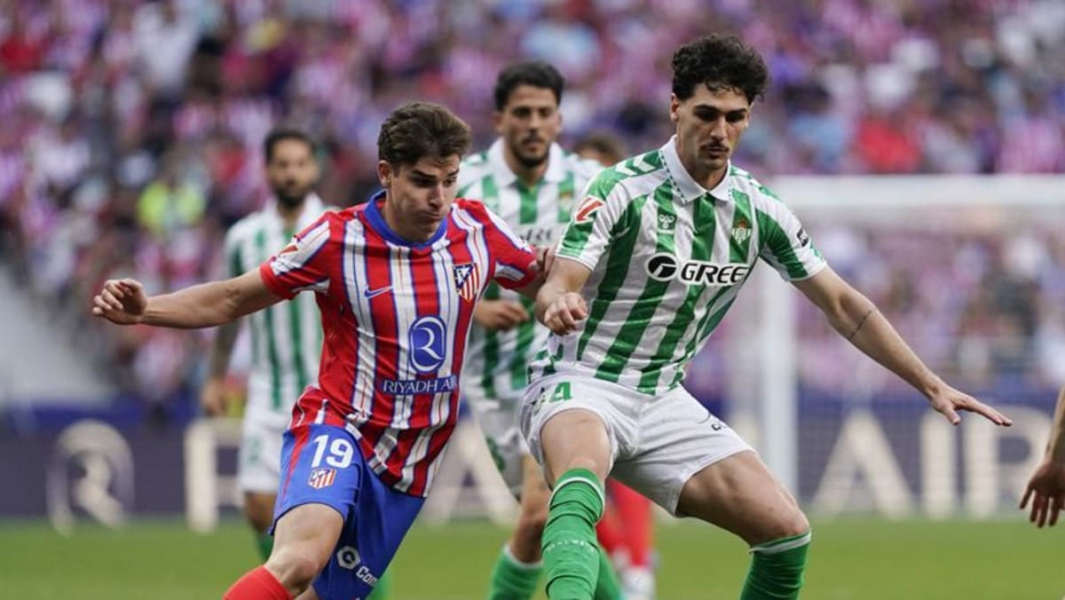 Dominant Display: Alvarez's Double Leads Atletico To Rout Betis Dominant Display: Alvarez's Double Leads Atletico To Rout Betis