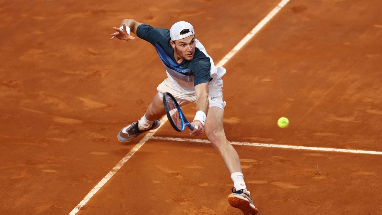 Draper's Italian Open Run Ends In Quarterfinal Defeat Against Alcaraz Draper's Italian Open Run Ends In Quarterfinal Defeat Against Alcaraz