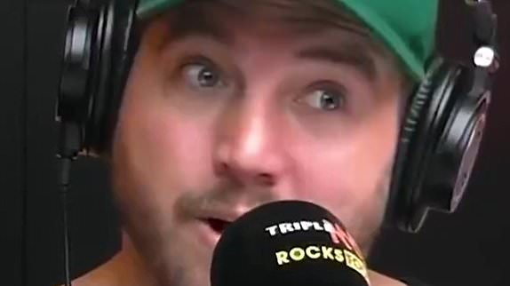 Embarrassing On-Air Remark: AFL Player Apologizes To Winning Coach Embarrassing On-Air Remark: AFL Player Apologizes To Winning Coach
