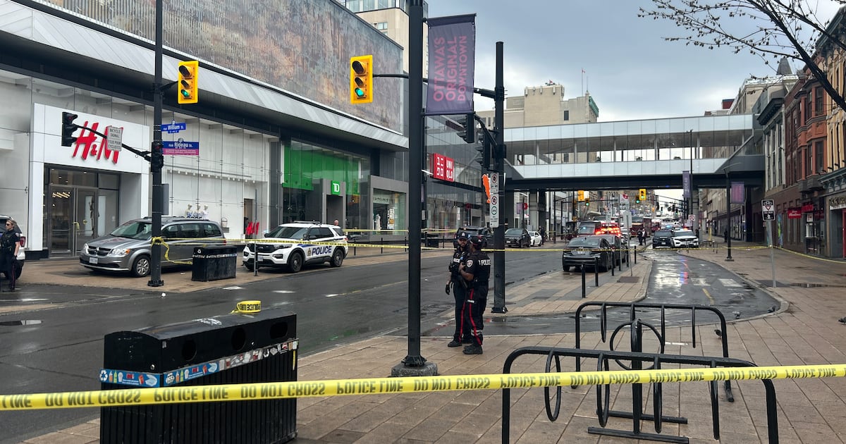 Emergency Lockdown At Rideau Centre After Downtown Ottawa Shooting