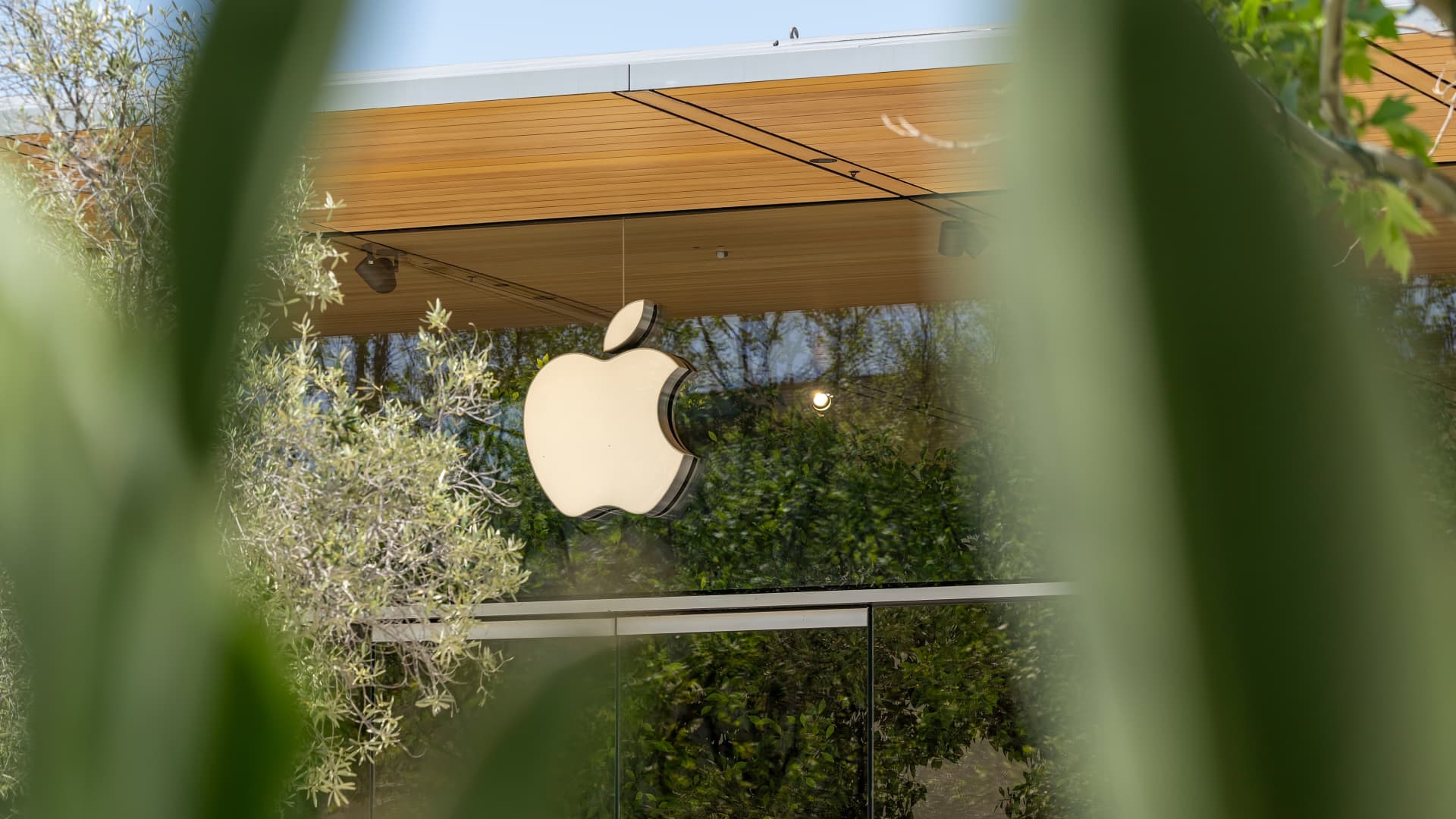 Epic Games Contempt Ruling: Apple Could Pay Millions Epic Games Contempt Ruling: Apple Could Pay Millions