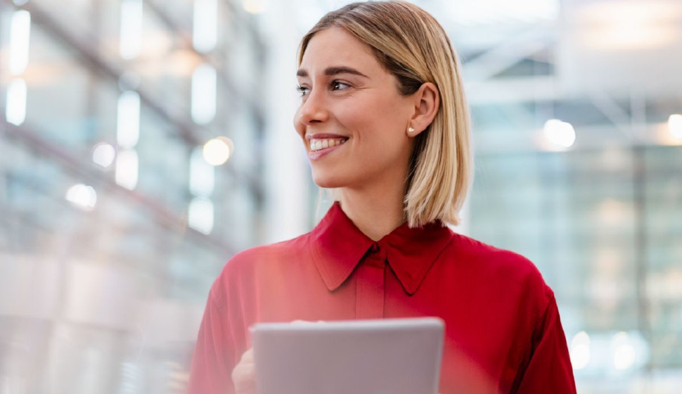 Evolving Enterprise Communication With Avaya's Infinity Platform Evolving Enterprise Communication With Avaya's Infinity Platform