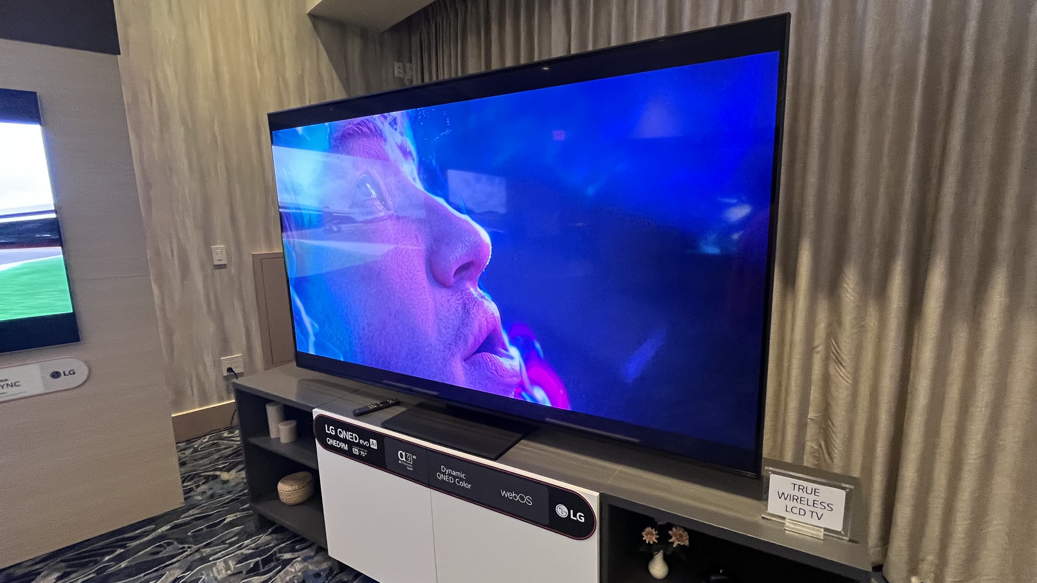 First Wireless QNED TV From LG: US Pricing And Competition With Samsung First Wireless QNED TV From LG: US Pricing And Competition With Samsung