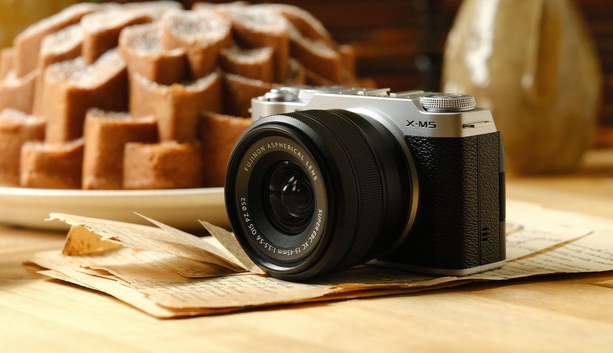 Fujifilm's Leaked Compact Camera: A Fun 2025 Contender? Fujifilm's Leaked Compact Camera: A Fun 2025 Contender?