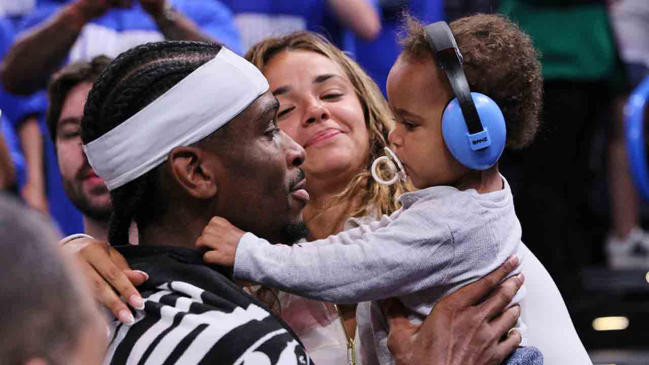 Gilgeous-Alexander's MVP Win: Heartfelt Tribute To Wife Steals The Show Gilgeous-Alexander's MVP Win: Heartfelt Tribute To Wife Steals The Show