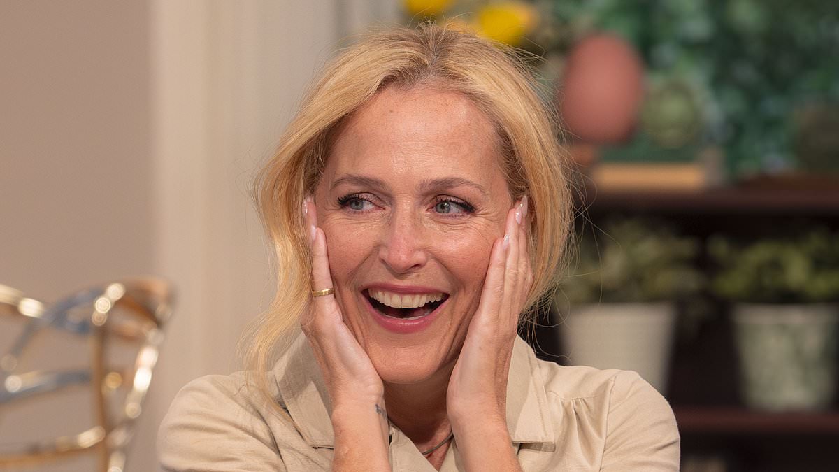 Gillian Anderson's Unexpected Revelation: Enjoying Intimacy In Unexpected Places Gillian Anderson's Unexpected Revelation: Enjoying Intimacy In Unexpected Places