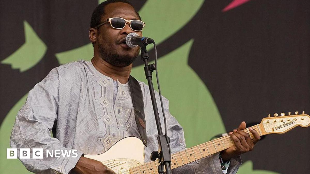 Gripping Scenes: Massive Turnout For Malian Musician Amadou Bagayoko's Funeral Gripping Scenes: Massive Turnout For Malian Musician Amadou Bagayoko's Funeral