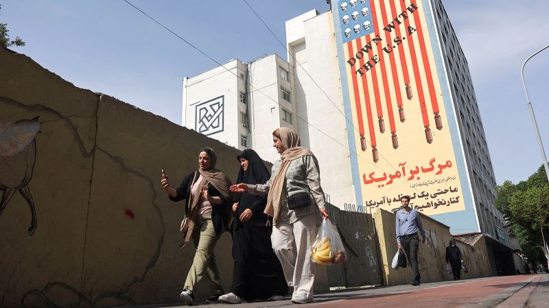 Hope And Doubt Mix In Tehran Amidst Faltering Nuclear Negotiations Hope And Doubt Mix In Tehran Amidst Faltering Nuclear Negotiations