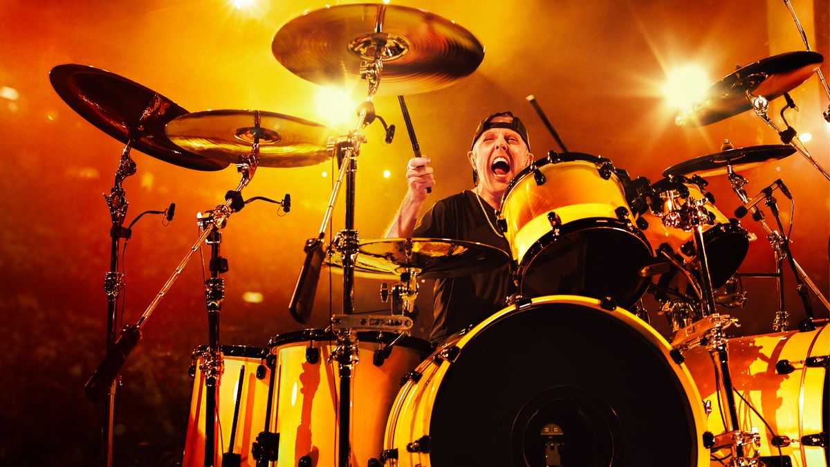 Immersive Metallica Show: Apple Vision Pro's Performance Analysis Immersive Metallica Show: Apple Vision Pro's Performance Analysis