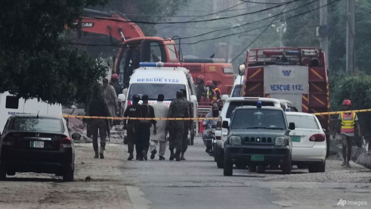 India Launches Retaliatory Strikes After Kashmir Tourist Deaths India Launches Retaliatory Strikes After Kashmir Tourist Deaths