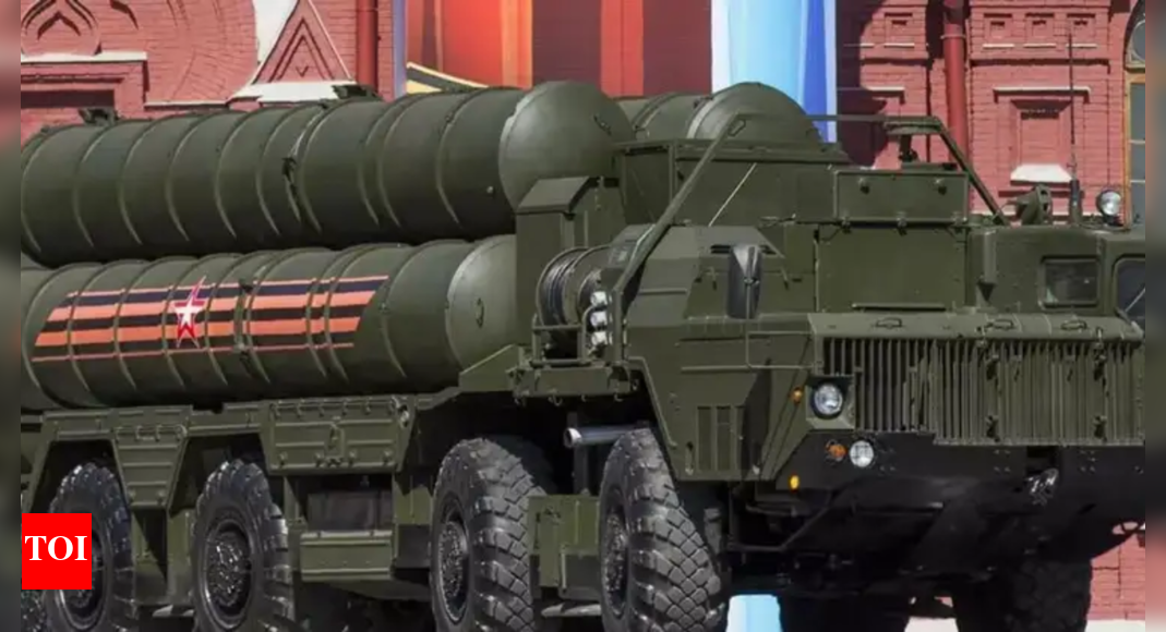 India-Pakistan Tensions Escalate: Air Raid Sirens In J&K, Air Base Strikes Reported India-Pakistan Tensions Escalate: Air Raid Sirens In J&K, Air Base Strikes Reported