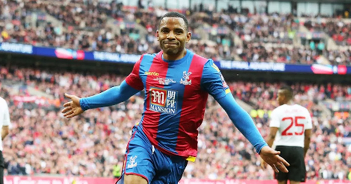 Jason Puncheon's Crystal Palace FA Cup Final Goal: A Look Back At The Celebration Jason Puncheon's Crystal Palace FA Cup Final Goal: A Look Back At The Celebration