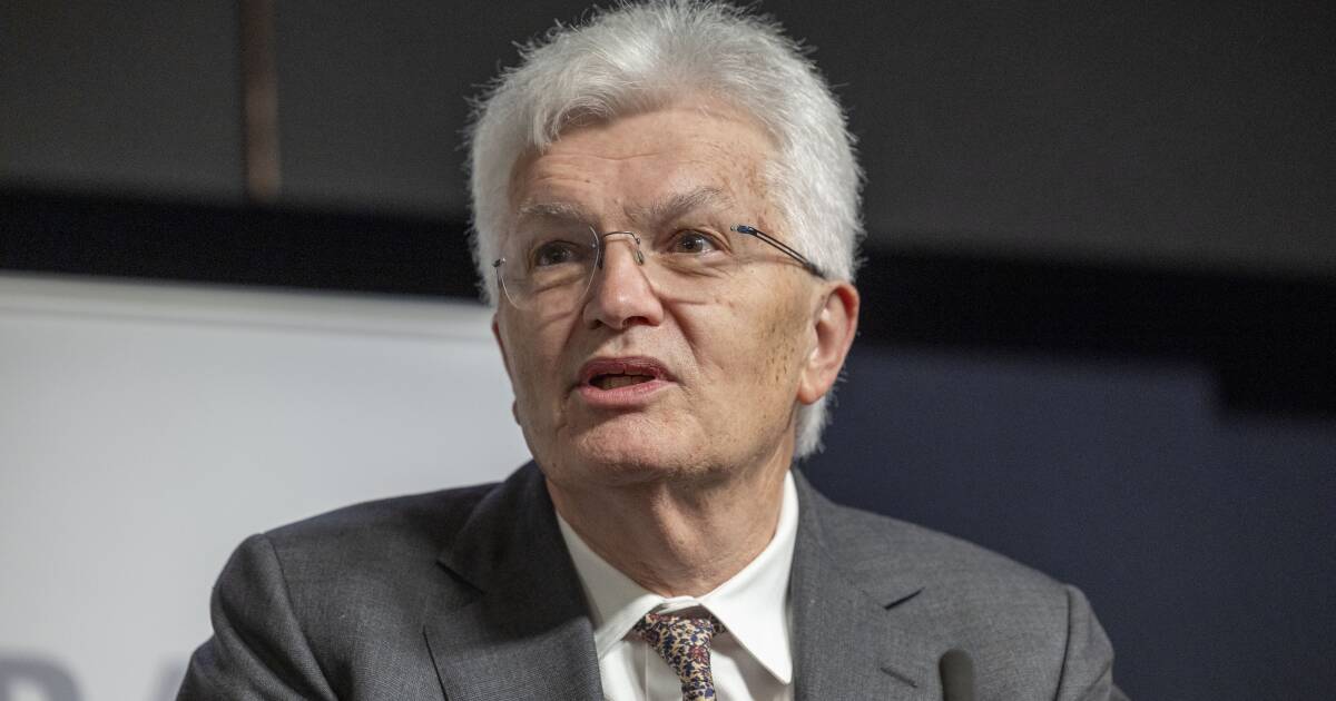 Key Official's Resignation: What Does It Mean? Key Official's Resignation: What Does It Mean?