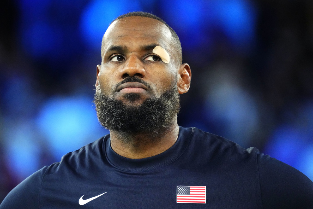 LeBron James And Shaq React: Lakers Loss Sparks Heated Debate LeBron James And Shaq React: Lakers Loss Sparks Heated Debate