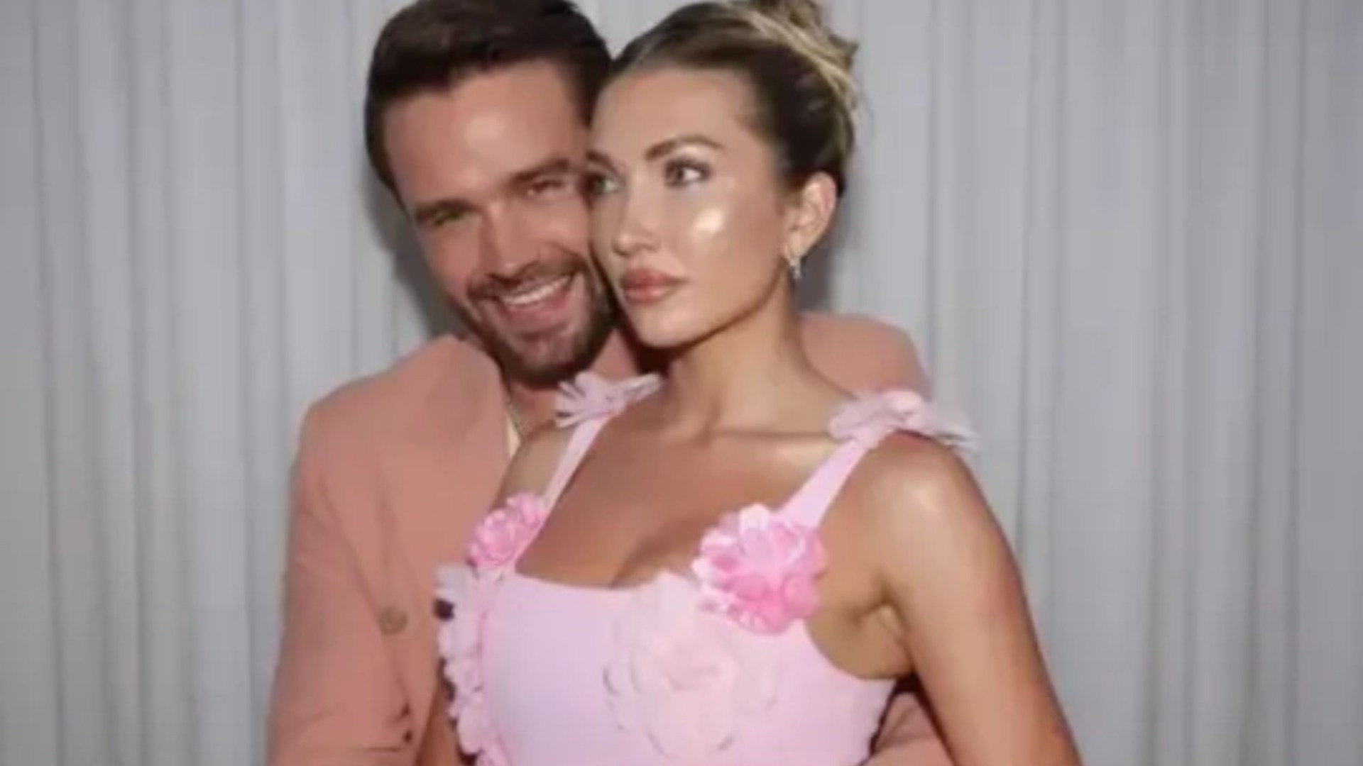 Liam Payne's Partner Uses AI To Recreate Photos With Late Celebrity Liam Payne's Partner Uses AI To Recreate Photos With Late Celebrity