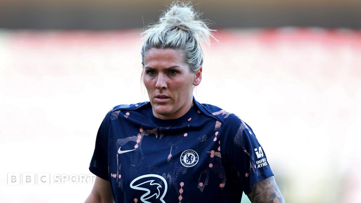 Live Football: Aston Villa Vs Arsenal And Manchester United Vs Chelsea - Scores And Radio Live Football: Aston Villa Vs Arsenal And Manchester United Vs Chelsea - Scores And Radio