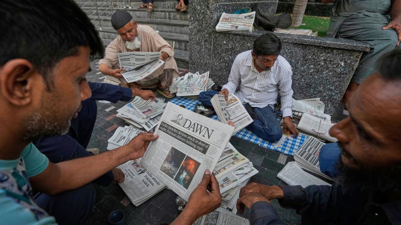 Live Updates: India And Pakistan Exchange Blames For Aerial Attacks Live Updates: India And Pakistan Exchange Blames For Aerial Attacks