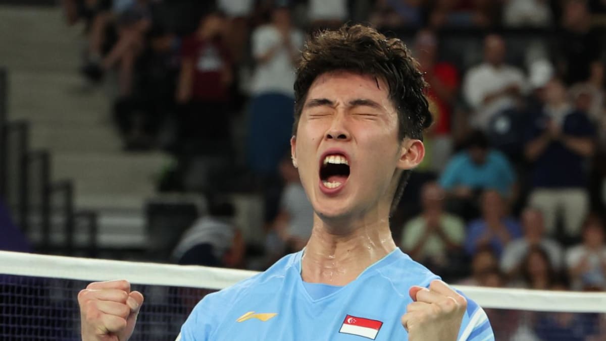 Loh Kean Yew's Semifinal Berth: A Triumphant Win Against China's Shi Yu Qi Loh Kean Yew's Semifinal Berth: A Triumphant Win Against China's Shi Yu Qi