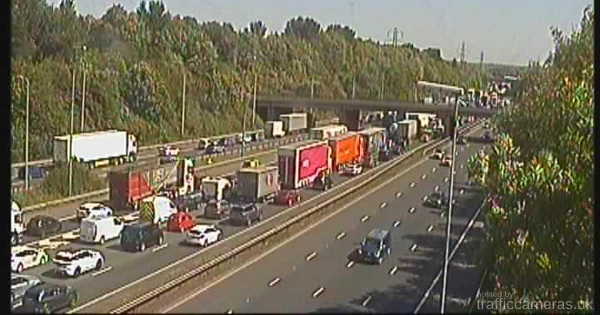 M6 Traffic Chaos: Motorway Closure Causes Huge Delays – Live Updates M6 Traffic Chaos: Motorway Closure Causes Huge Delays – Live Updates