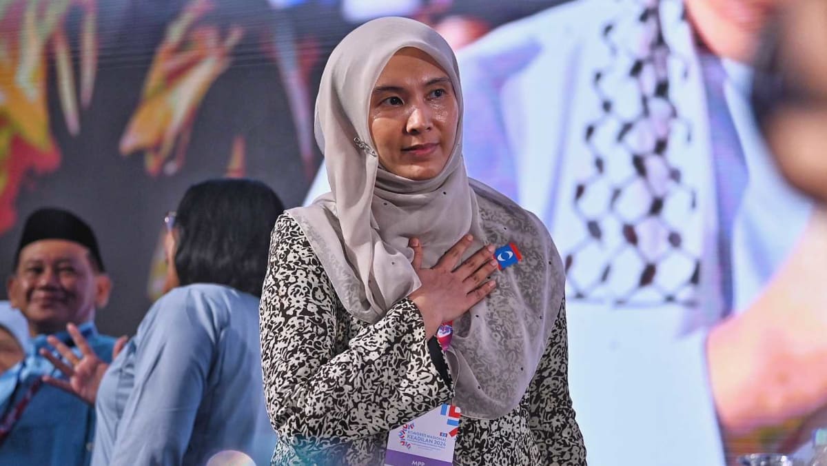 Malaysia's PKR Party: Nurul Izzah Elected Deputy President, Strengthening Anwar's Legacy Malaysia's PKR Party: Nurul Izzah Elected Deputy President, Strengthening Anwar's Legacy