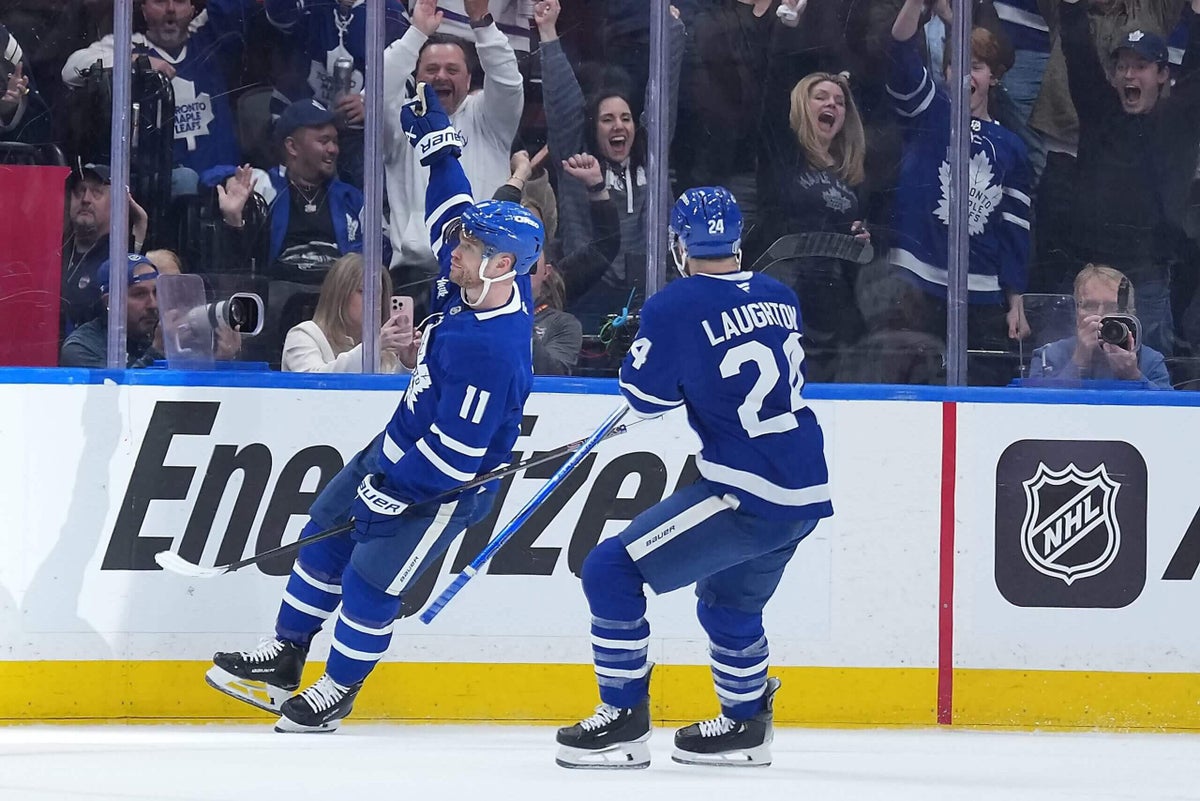 Maple Leafs Dominate Panthers In Game 2, Extend Series Lead To 2-0 Maple Leafs Dominate Panthers In Game 2, Extend Series Lead To 2-0
