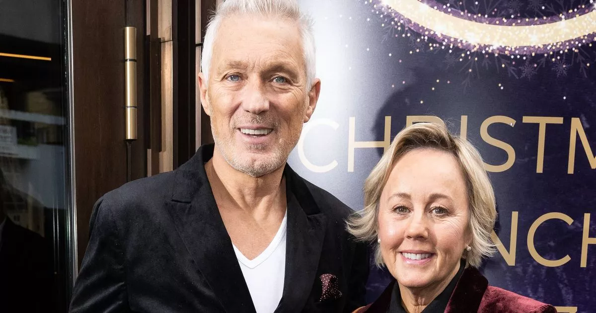 Martin Kemp's Unexpected Marriage Revelation Upsets Son Roman Martin Kemp's Unexpected Marriage Revelation Upsets Son Roman