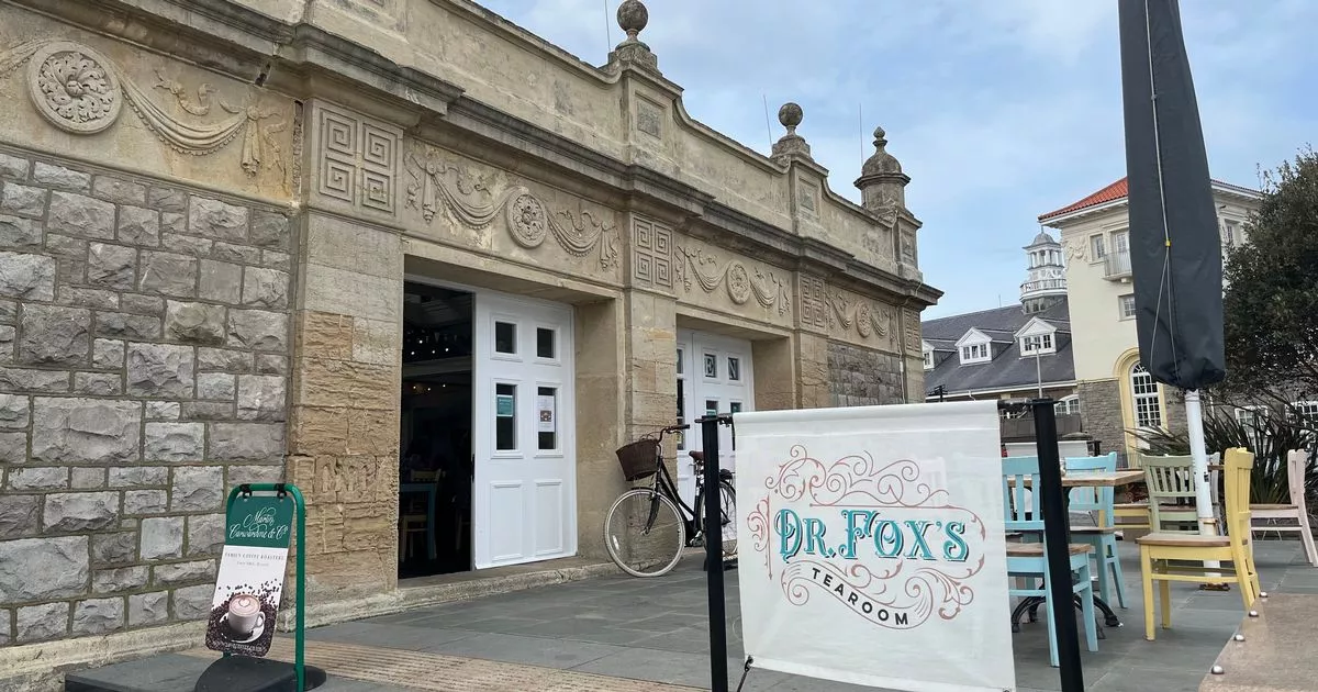 Mary Berry Would Approve: A Visit To A Stunning Seaside Tearoom Mary Berry Would Approve: A Visit To A Stunning Seaside Tearoom