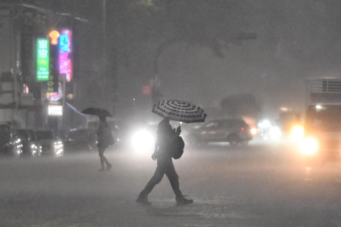 May Showers And Thunderstorms Predicted: Met Office Update May Showers And Thunderstorms Predicted: Met Office Update