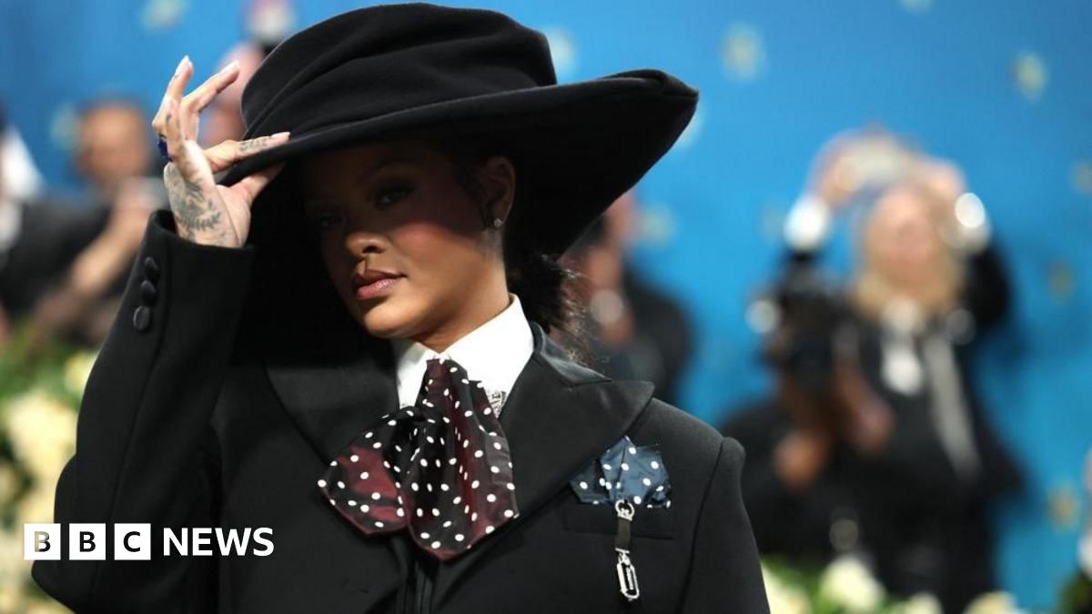 Met Gala 2025: Live Red Carpet Updates And Best Dressed Met Gala 2025: Live Red Carpet Updates And Best Dressed