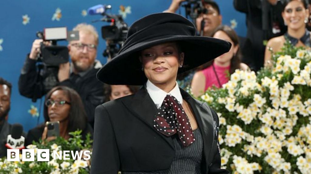 Met Gala 2025: Rihanna's Pregnancy Reveal And The Night's Best Dressed Met Gala 2025: Rihanna's Pregnancy Reveal And The Night's Best Dressed