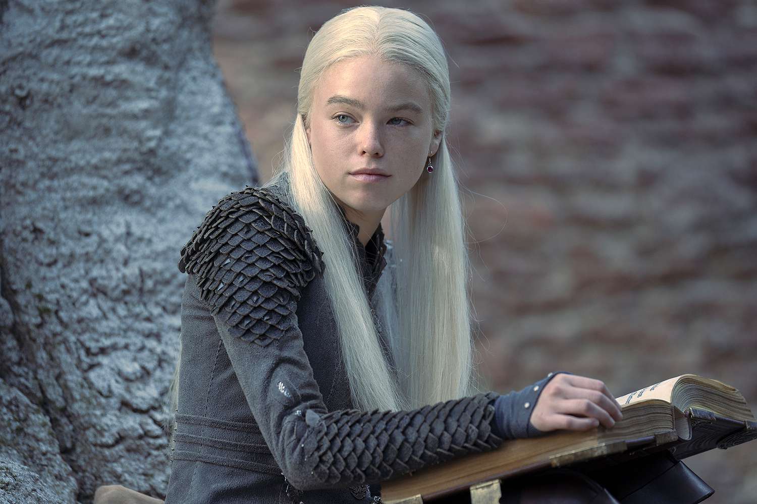 Milly Alcock Reveals House Of The Dragon Acting Coach After First Day Milly Alcock Reveals House Of The Dragon Acting Coach After First Day