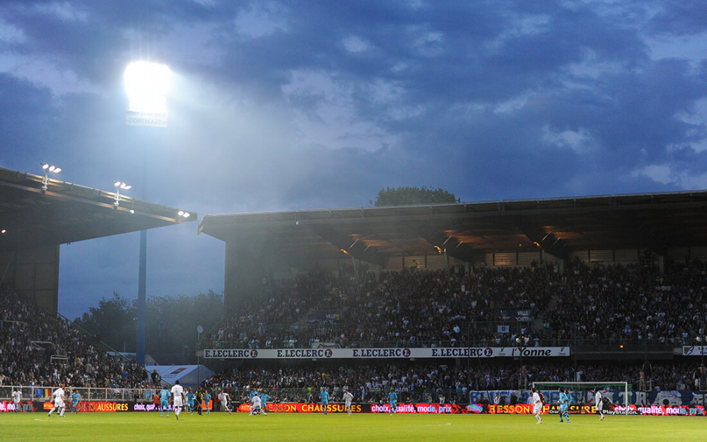 Montpellier S'incline À Auxerre (1-0) : Débriefing De La Rencontre De Ligue 1 Montpellier S'incline À Auxerre (1-0) : Débriefing De La Rencontre De Ligue 1