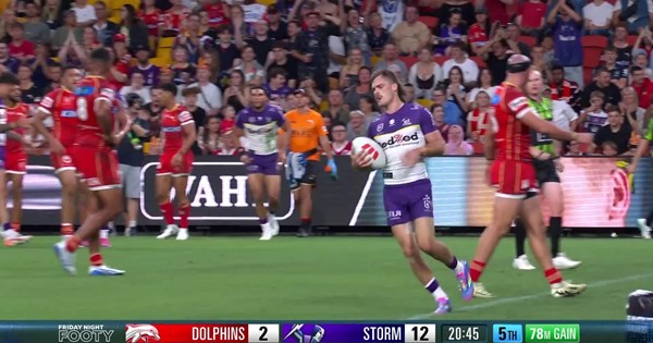 Papenhuyzen's Sensational Try: A Game-Changing Moment Papenhuyzen's Sensational Try: A Game-Changing Moment