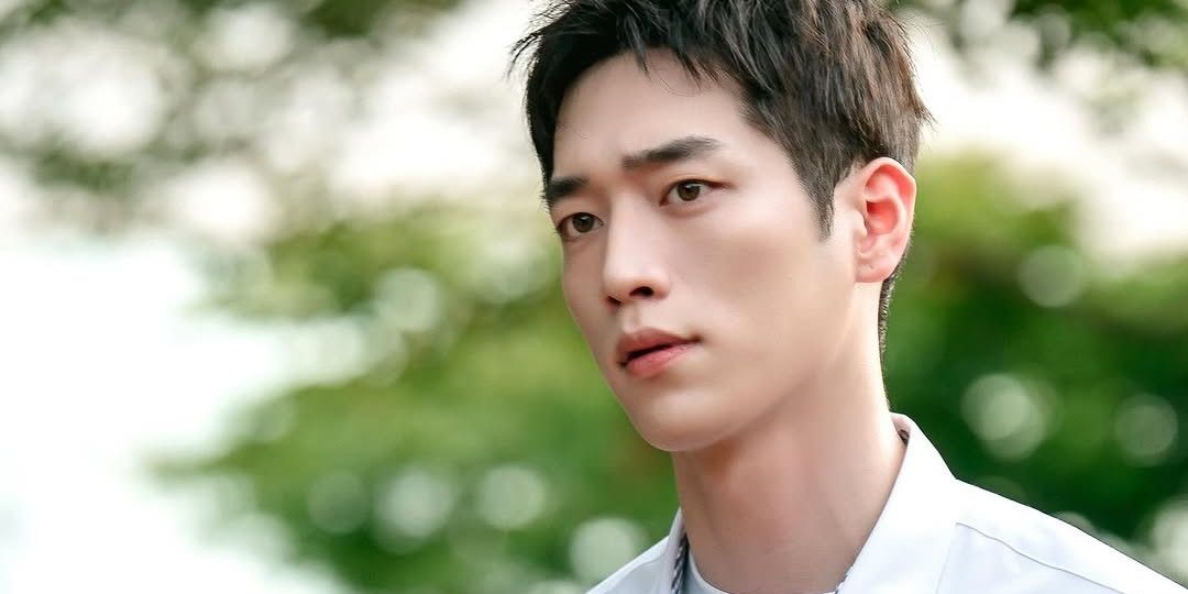 Pesona Seo Kang Joon: Mengapa Wanita Terpikat? Pesona Seo Kang Joon: Mengapa Wanita Terpikat?