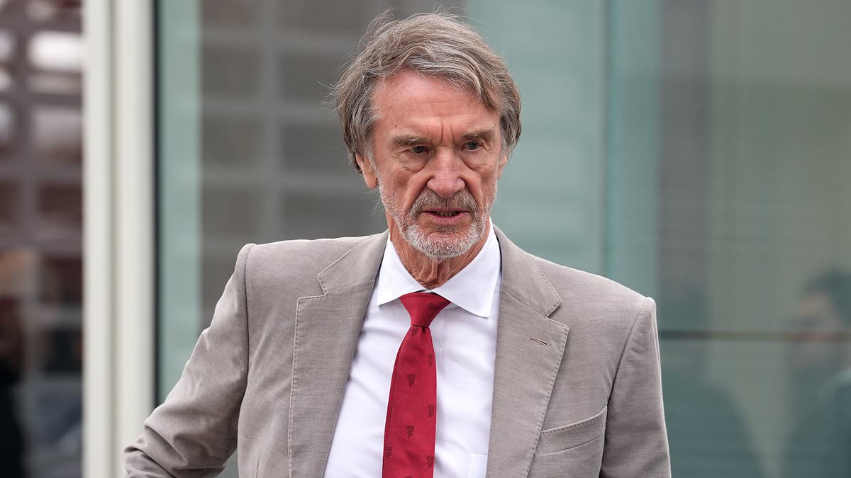 Redundancies Hit Man United: Senior Officials Expected To Leave Under S Redundancies Hit Man United: Senior Officials Expected To Leave Under S