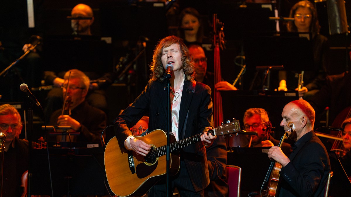 Review: Beck's Expansive And Emotional New Songs