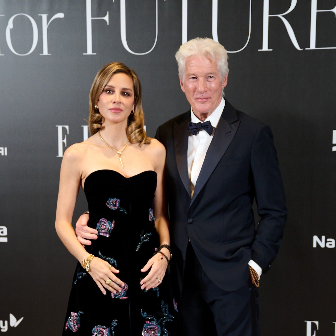 Richard Gere And Alejandra Silva: Returning To The US After Spain Richard Gere And Alejandra Silva: Returning To The US After Spain